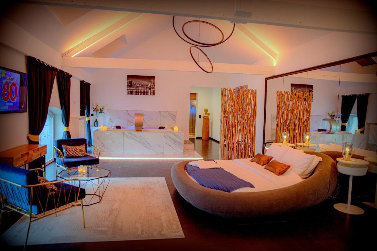 Lofts In Town Hotel อุย ภายนอก รูปภาพ