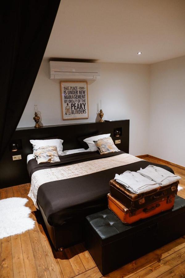 Lofts In Town Hotel อุย ภายนอก รูปภาพ